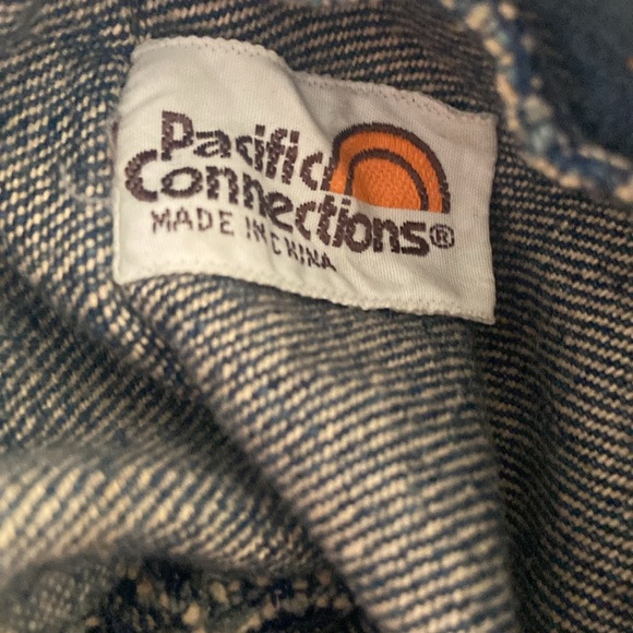 Pacific Connections denim hip bag with adjustible strap front zip close pocket - Picture 6 of 16